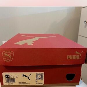 Pink and white the pumas size 4.5Y